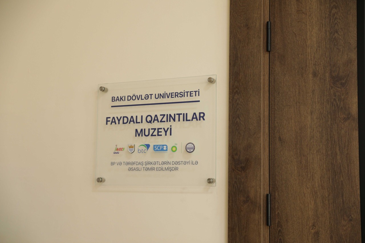 BDU-nun Faydalı qazıntılar muzeyinin təmirdən sonra açılışı oldu - FOTOLAR